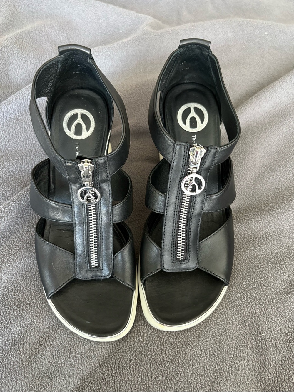 Black Leather Zip-Front Women's Sandals Size 6.5